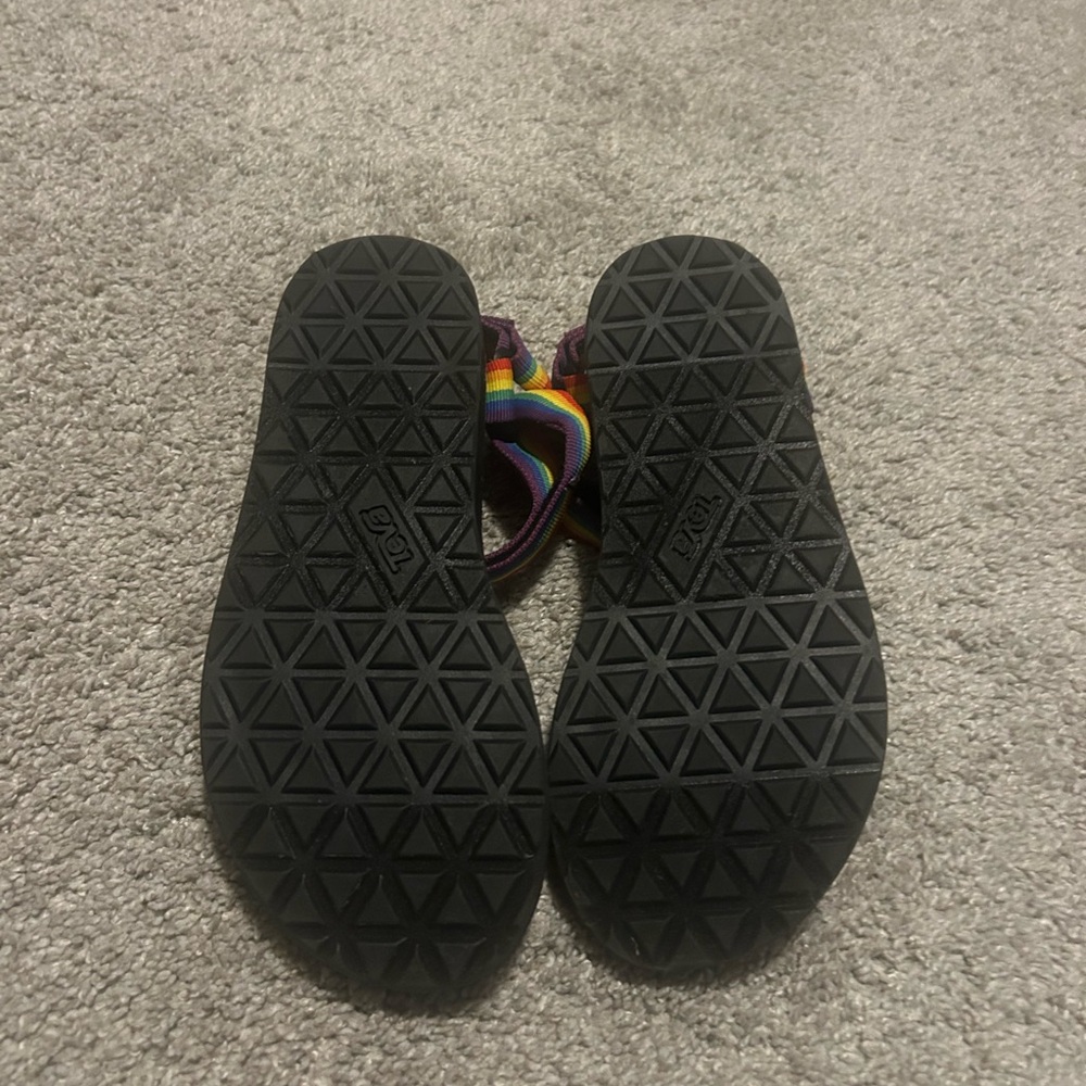 Teva Rainbow Sandals - Picture 4 of 5